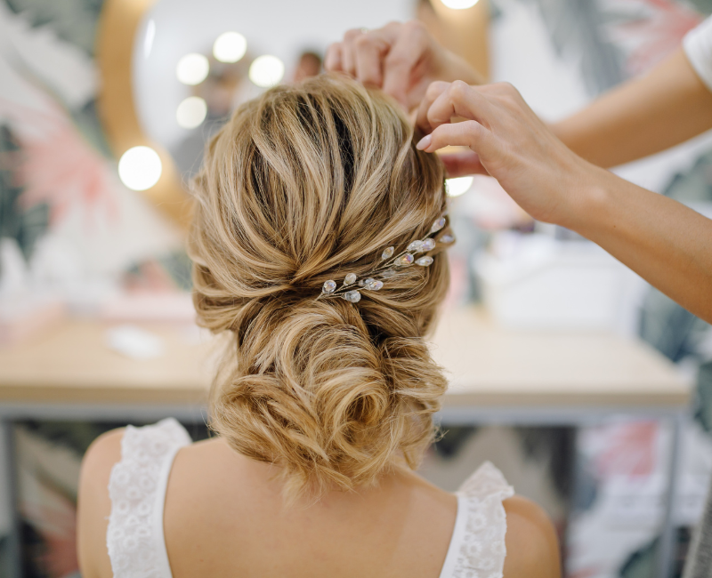 5 Ways to Protect Your Hair During Styling